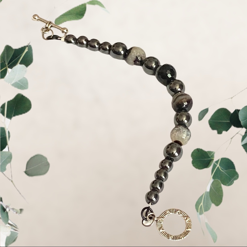 Hand Crafted Onyx Quartz and Hematite Bead Bracelet Authentic Real Stones - Picture 3 of 6